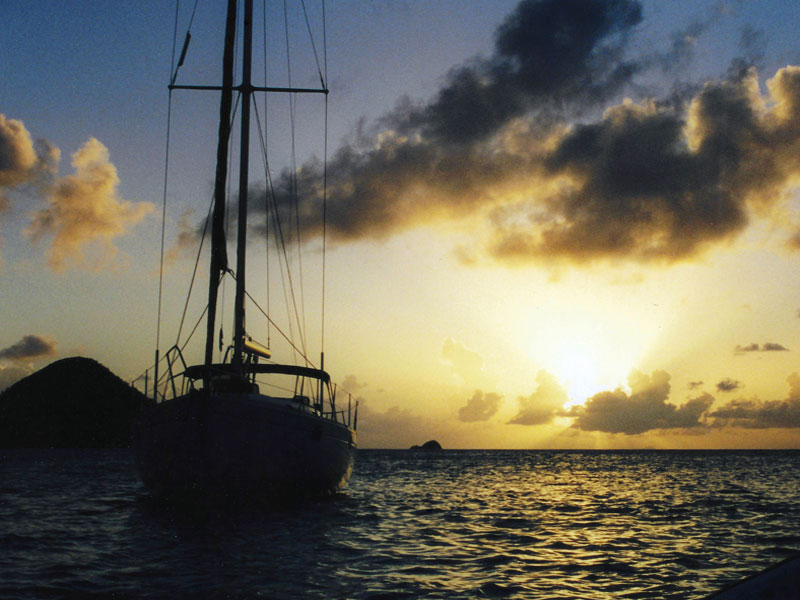 Polycarbonate glasses for yachts