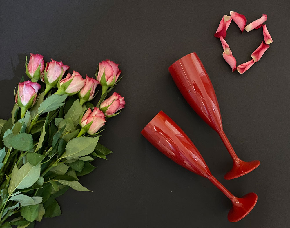 Polycarbonate plastic champagne glasses red