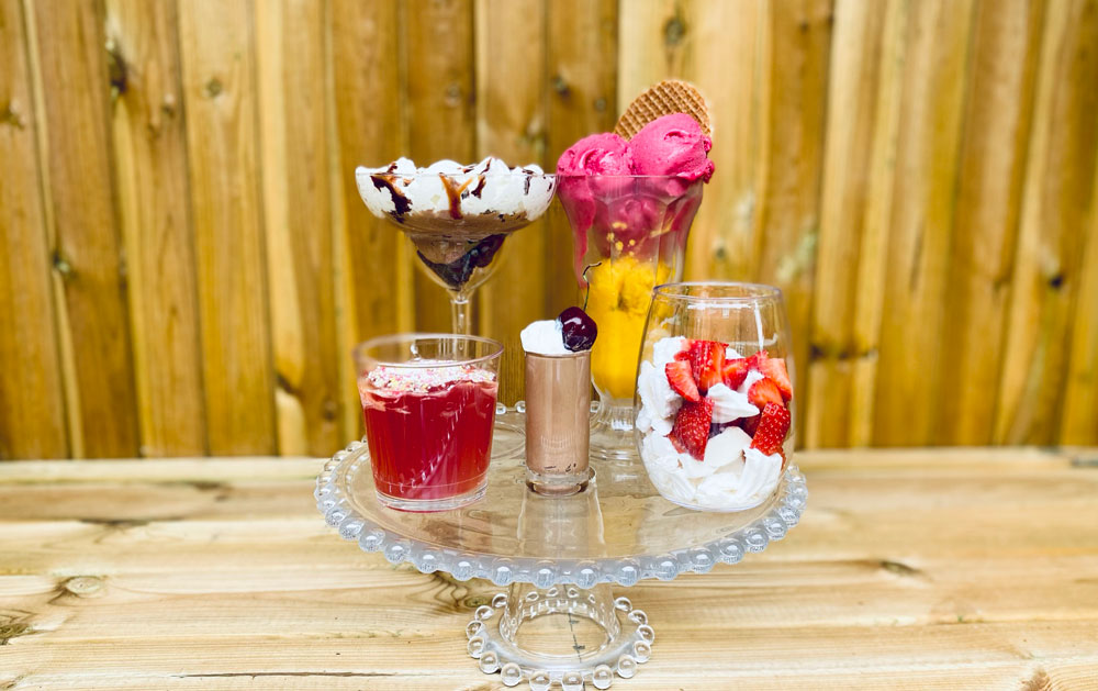 Polycarbonate plastic sundae glasses