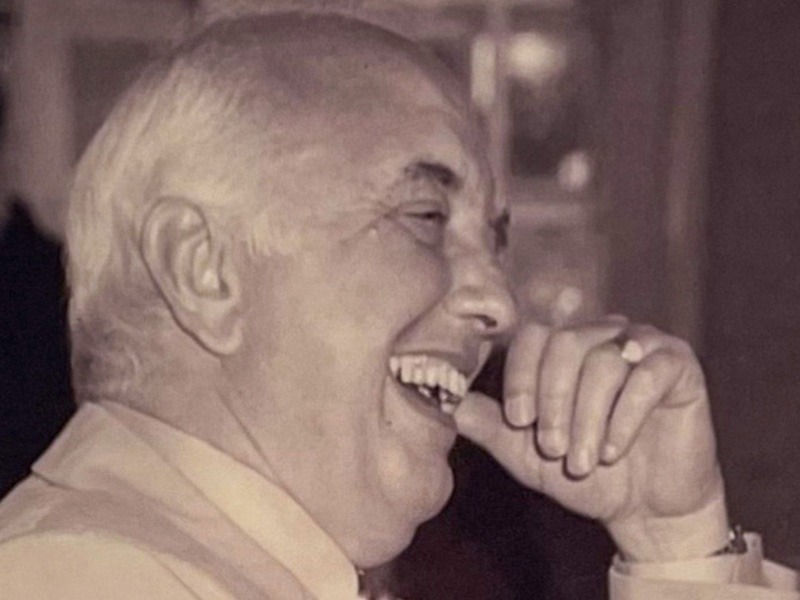 Tribute to Roger Head, Founder of Virtually Glass